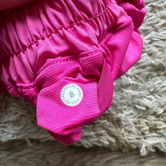 Pow Pink Lululemon Hotty Hot Low Rise Lined Short 4 Inch - Picture 5 of 5